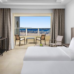 Deluxe Double or Twin Room Sea View